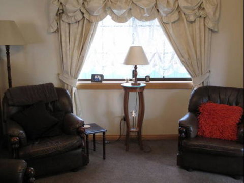 Twin Pines Cottage On Lansdowne - Accommodation in Brisbane 4