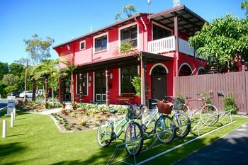 Beaches Of Byron - Accommodation in Brisbane 0