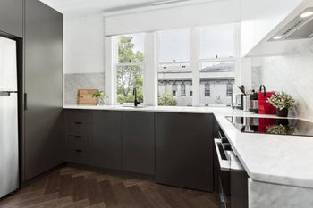 Stunning City Apartment H350 - Accommodation in Brisbane 1