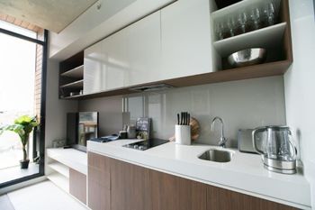 Spacious Apartment Close To Melbourne CBD - Accommodation in Brisbane 1