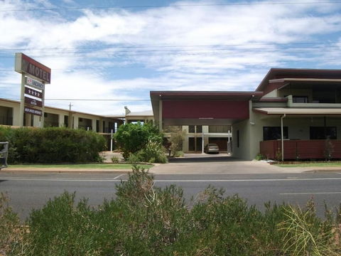 Spinifex Motel & Serviced Apartments - Accommodation in Brisbane 2