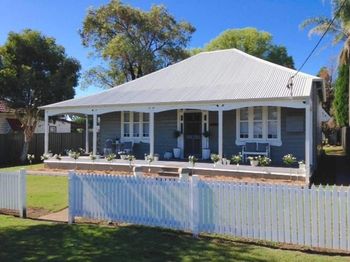 Edgeworth Street Manor - Accommodation in Brisbane 0