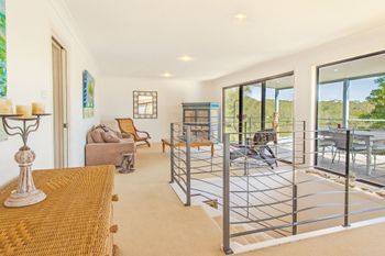 Spinnakers Loft 3 Bed Apartment - Accommodation in Brisbane 0