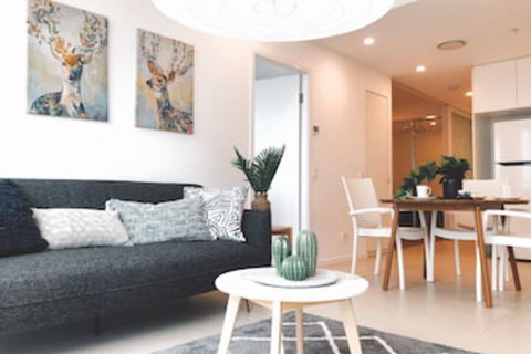 St.Tropez Apartment - Accommodation in Brisbane 0