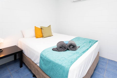 Airlie Sun & Sand Accommodation 6 - Accommodation in Brisbane 5