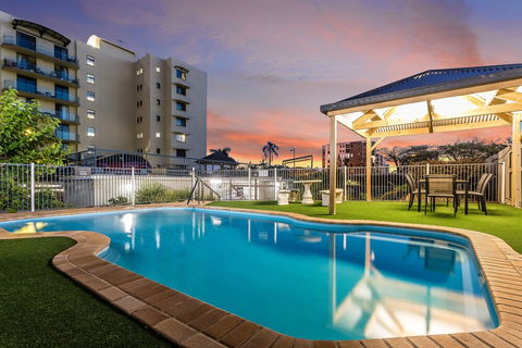 Penthouse On Suttons - Accommodation in Brisbane 0