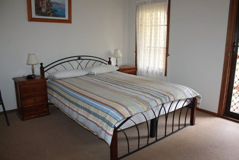 Surf Beach Family Friendly Home - Accommodation in Brisbane 6