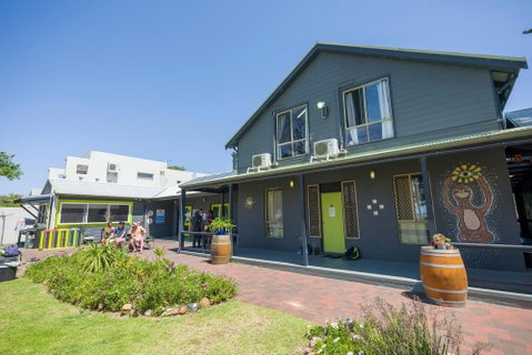 Dunsborough Beachouse YHA Backpackers - Accommodation in Brisbane 0