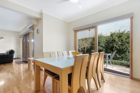 Apartments On Church - Unit 7 - Accommodation in Brisbane 1