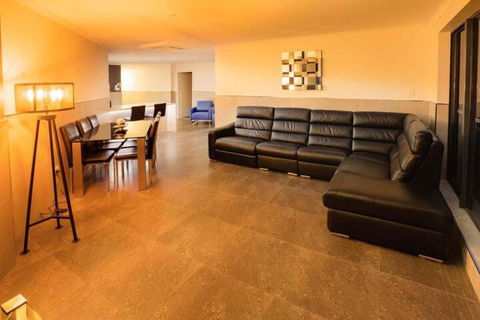 Nautilos On The Harbour - Accommodation in Brisbane 2