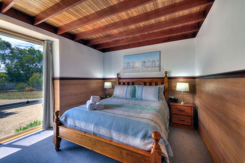 Sheoak On The Bay - Accommodation in Brisbane 2