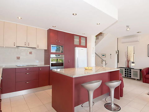 Viewland Drive Private Holiday Apartment - Accommodation in Brisbane 0