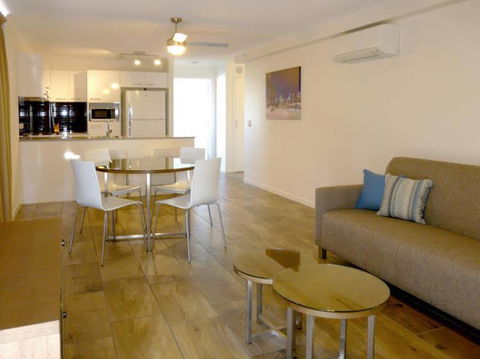 Direct Hotels Governor Apartments - Accommodation in Brisbane 0