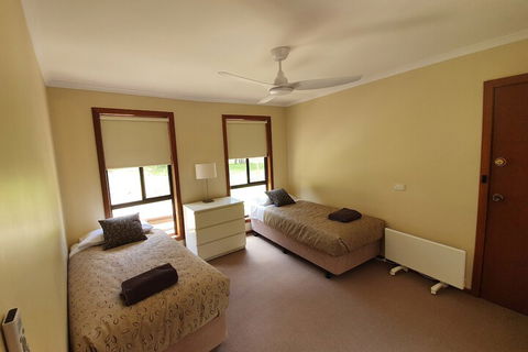 Annies Holiday Units - Accommodation in Brisbane 5