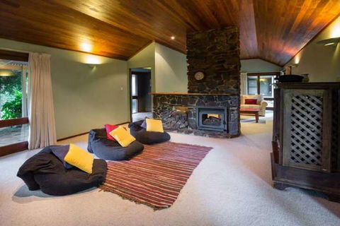 Mt Glorious Getaways - Accommodation in Brisbane 3
