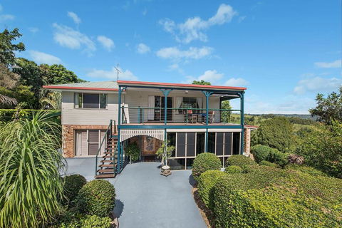 Artisan Spa Views - Accommodation in Brisbane 3