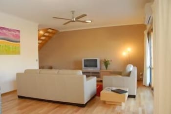 The Lakes Apartments - Accommodation in Brisbane 2