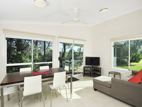 NRMA Eastern Beach Holiday Park - Accommodation in Brisbane 4