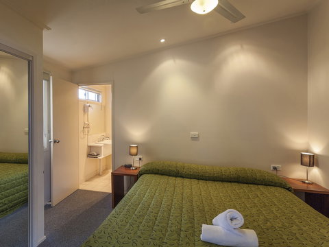 NRMA Eastern Beach Holiday Park - Accommodation in Brisbane 2