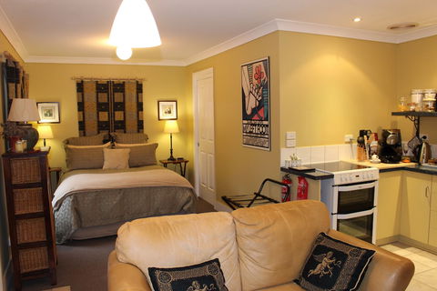 Ivy On Glenelg - Accommodation in Brisbane 5