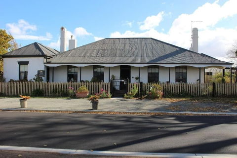 Ivy On Glenelg - Accommodation in Brisbane 1