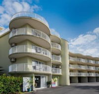 Cabarita Lake Apartments - Accommodation in Brisbane