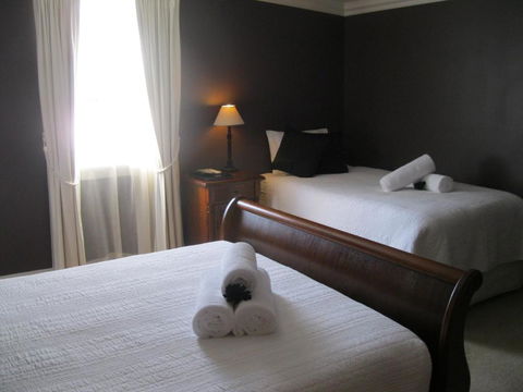 Heritage Guesthouse - Accommodation in Brisbane 2