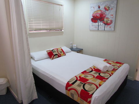 Alex Beach Cabins - Accommodation in Brisbane 4
