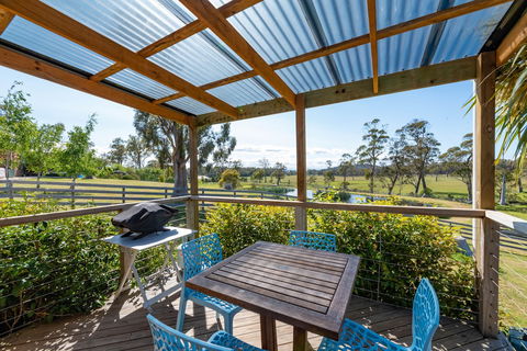 Hazelcreek Cottages - Accommodation in Brisbane 6