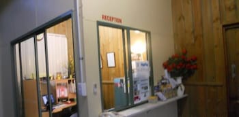 Summer's Rest Units - Accommodation in Brisbane 0