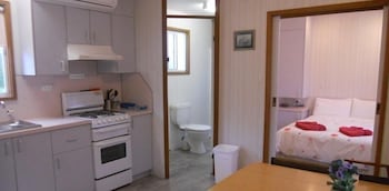 Summer's Rest Units - Accommodation in Brisbane 6