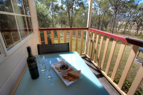 Accommodation Creek Cottages - Accommodation in Brisbane 1