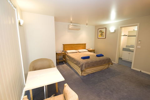 Anchorage Motel And Villas - Accommodation in Brisbane 2