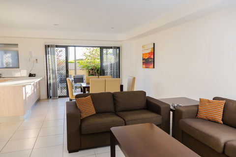 Gladstone Heights Executive Apartments - Accommodation in Brisbane 5