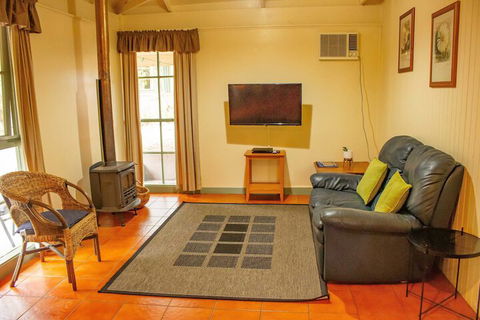Kalimna Woods Cottages - Accommodation in Brisbane 7