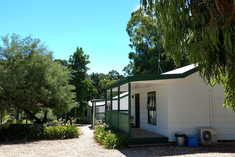Fernleigh Farmstay & Bike Park - Accommodation in Brisbane 4