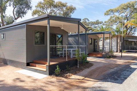 BIG4 Renmark Riverfront Holiday Park - Accommodation in Brisbane 1