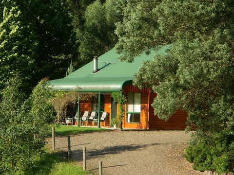 Aysgarth Cottage - Accommodation in Brisbane 3