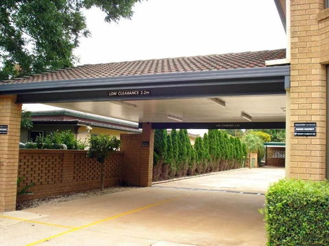 A Raceview Motor Inn - Accommodation in Brisbane 0