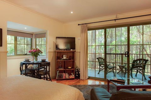 Eagle Hammer Cottages - Accommodation in Brisbane 1