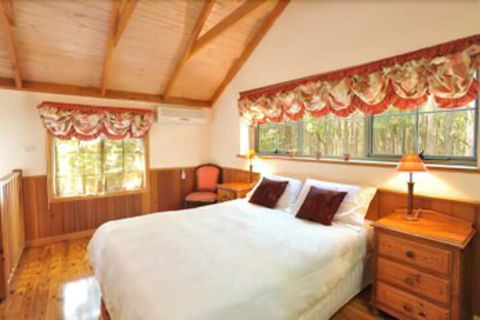 Eagle Hammer Cottages - Accommodation in Brisbane 6