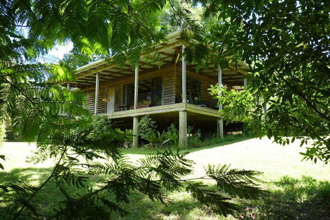 Bellthorpe Stays - Accommodation in Brisbane 1