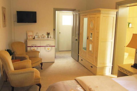 The Old Nunnery - Accommodation in Brisbane 3