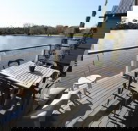 Lakeside Villas at Crittenden - Accommodation in Brisbane