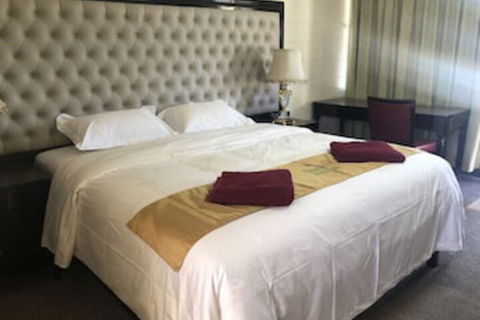 Inland Oasis Motel - Accommodation in Brisbane 0