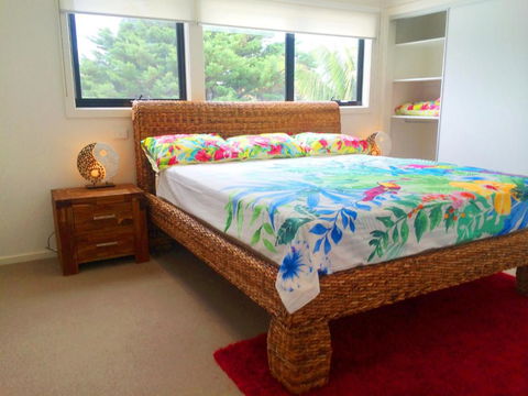 Award Winning Beach Front Retreat - Accommodation in Brisbane 5