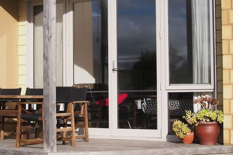 Sow And Piglets Guesthouse - Accommodation in Brisbane 2