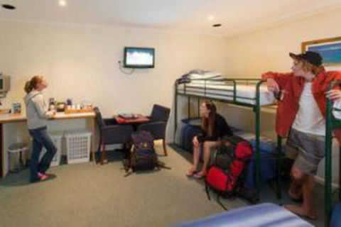 Adventure Backpackers Port Lincoln - Accommodation in Brisbane 0