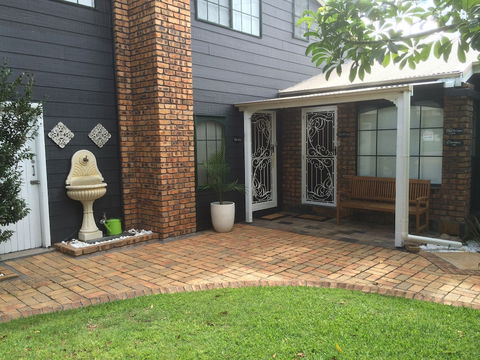 Amore At The Beach - Accommodation in Brisbane 0