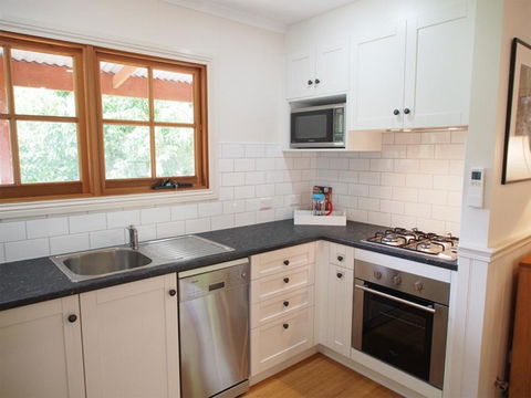 Tahara Cottage - Accommodation in Brisbane 2